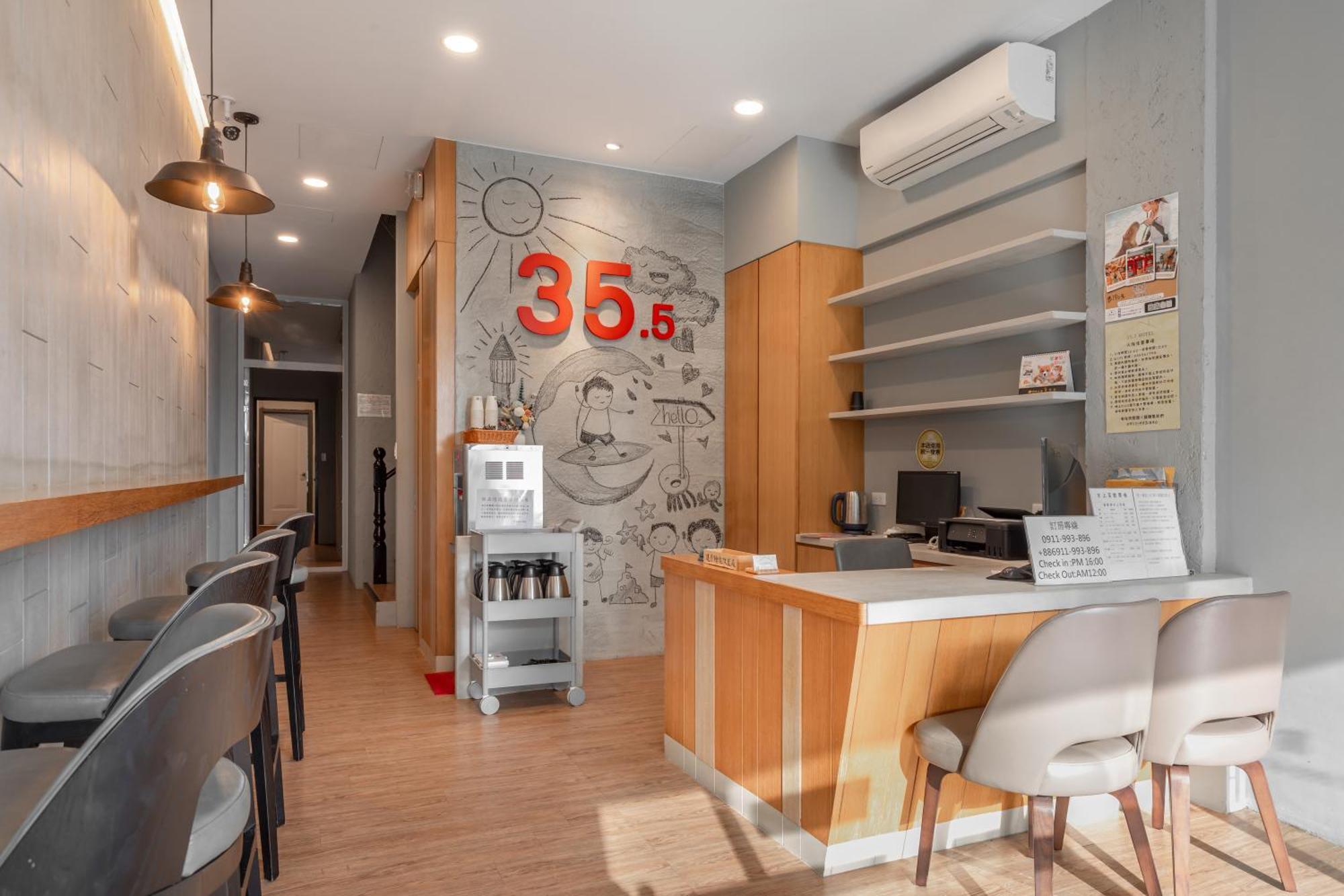 35.5 Inn Kenting Bagian luar foto